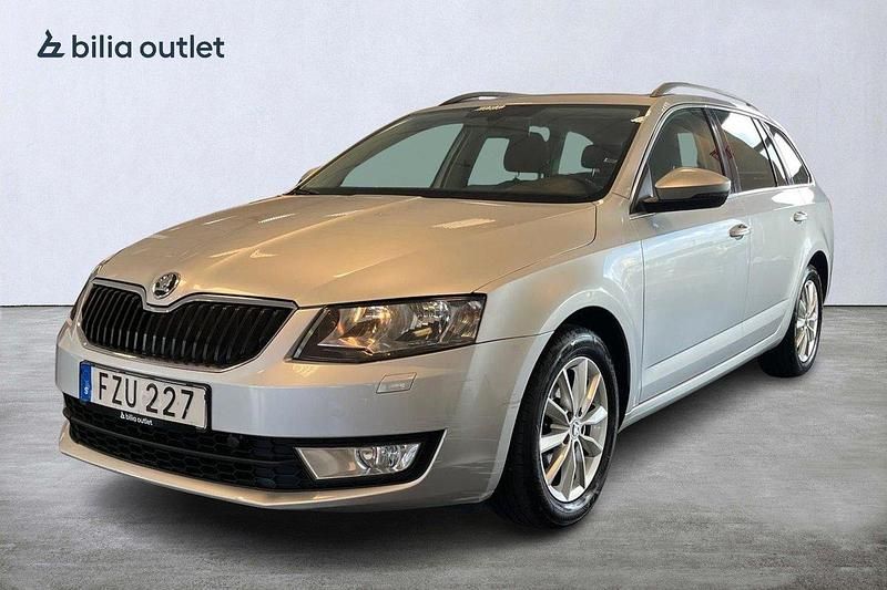 Silver Begagnad 2015 Skoda Octavia Ambition Kombi | 124 900 kr (Lite dyr) - Bild 1/3