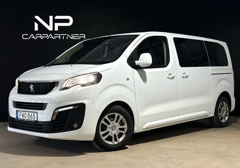 Vit Begagnad 2017 Peugeot Traveller Minibuss | 186 900 kr - Bild 1/4