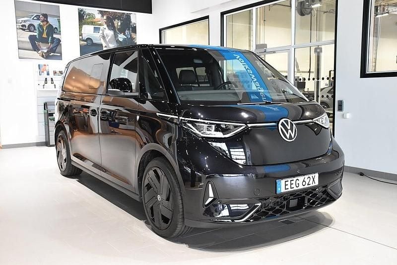 Begagnad VW ID. Buzz GTX 250 kW (340 HK) 2025 Svart Minibuss
