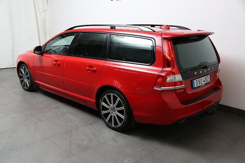 Begagnad Volvo V70 Business Edition 181 HK (133 kW) 2014 Röd Kombi