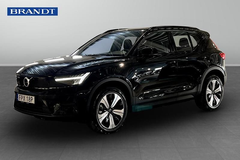 Begagnad Volvo XC40 Single Motor 175 kW (238 HK) 2023 Svart SUV