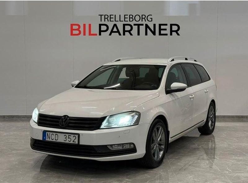 Vit Begagnad 2012 VW Passat GT Kombi | 54 900 kr (Marknadspris) - Bild 1/4