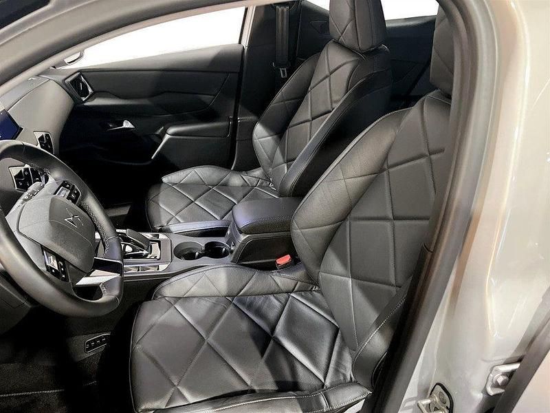 Begagnad DS Automobiles DS3 Crossback E-Tense 114 kW (156 HK) 2023 Grå SUV