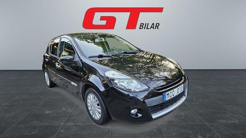Svart Begagnad 2011 Renault Clio R.S. Halvkombi | 48 900 kr (Lite dyr) - Bild 1/4
