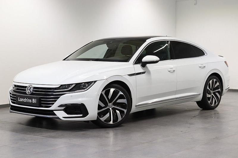 Vit Begagnad 2018 VW Arteon GT Halvkombi | 269 000 kr (Marknadspris) - Bild 1/4