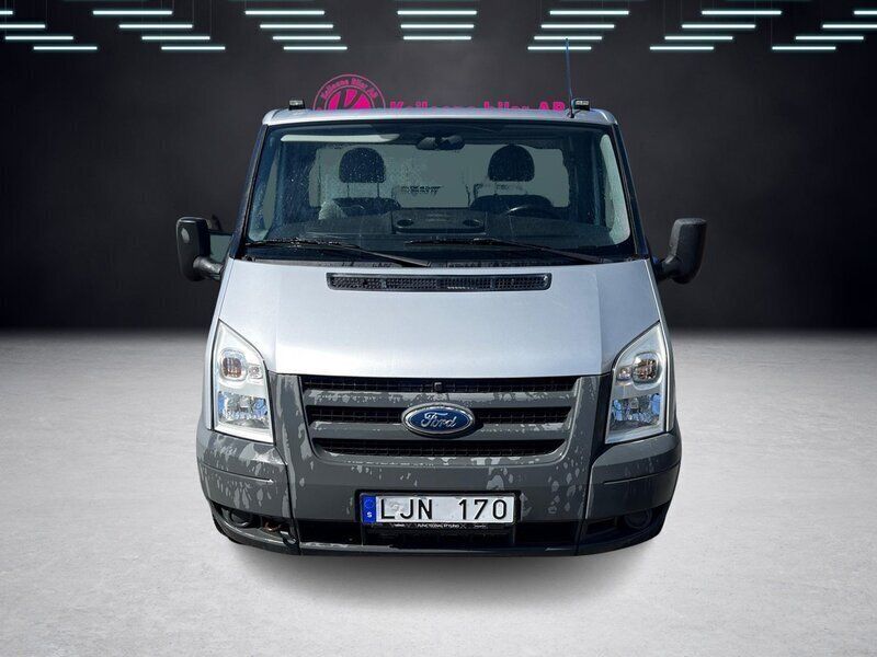 Begagnad Ford Transit 116 HK (85 kW) 2011 Silver Van