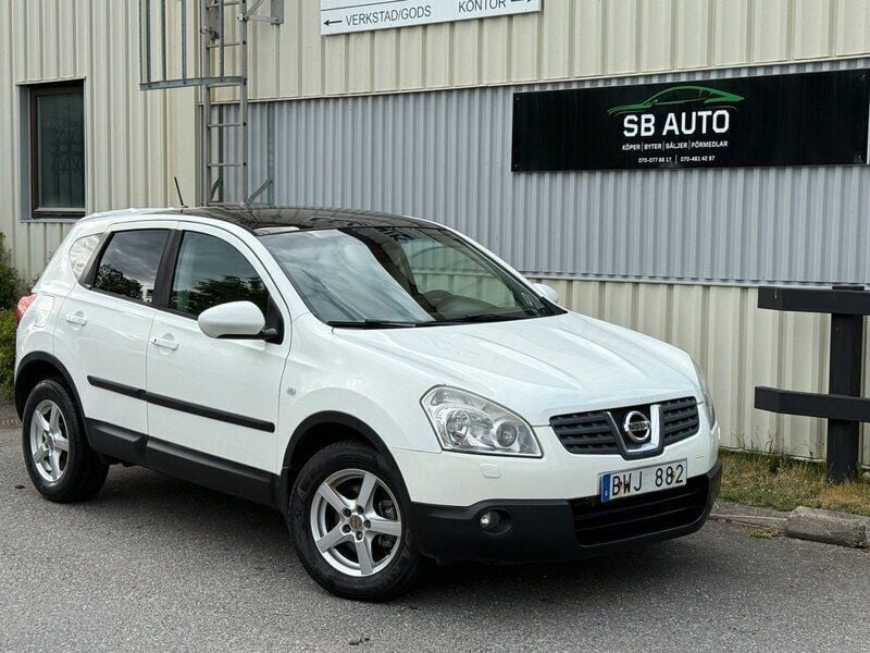Vit Begagnad 2008 Nissan Qashqai SUV | 49 990 kr (Bra pris) - Bild 1/4