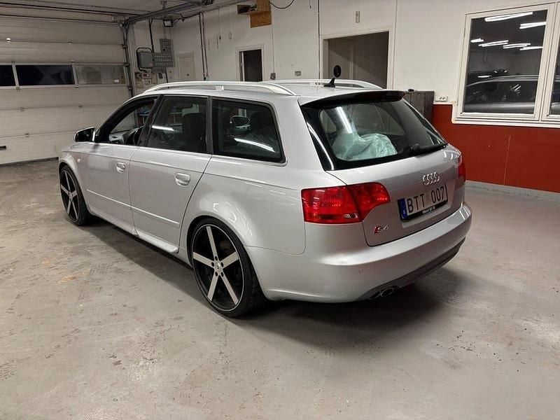 Begagnad Audi S4 344 HK (253 kW) 2007 Silver Kombi
