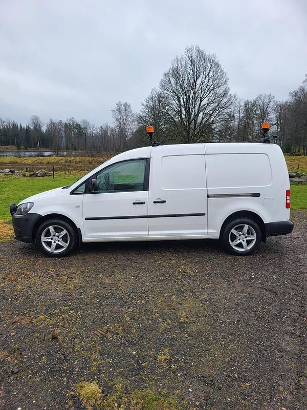 Begagnad 2014 VW Caddy Maxi Minibuss | 105 000 kr (Marknadspris) - Bild 1/4