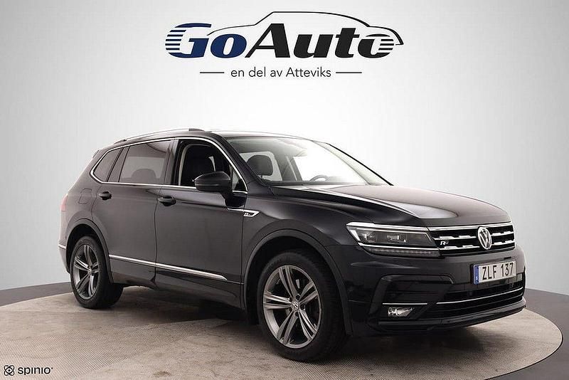 Svart Begagnad 2021 VW Tiguan Allspace R-line SUV | 299 500 kr (Bra pris) - Bild 1/4