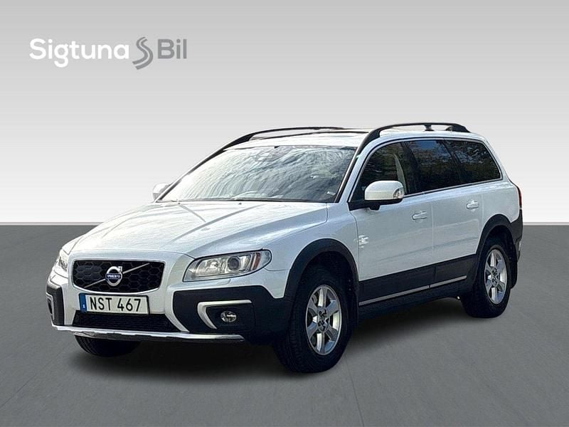 Vit Begagnad 2015 Volvo XC70 Momentum SUV | 189 900 kr (Marknadspris) - Bild 1/3