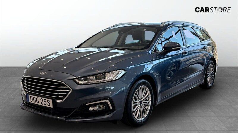 Blå (blue) Begagnad 2021 Ford Mondeo Titanium Kombi | 234 900 kr (Marknadspris) - Bild 1/4