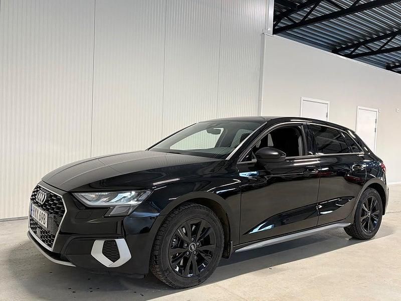 Begagnad Audi A3 Comfort 150 HK (110 kW) 2020 Svart Sedan