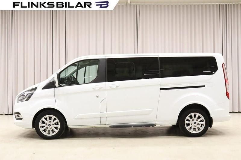 Begagnad Ford Tourneo Custom 131 HK (96 kW) 2020 Vit Van