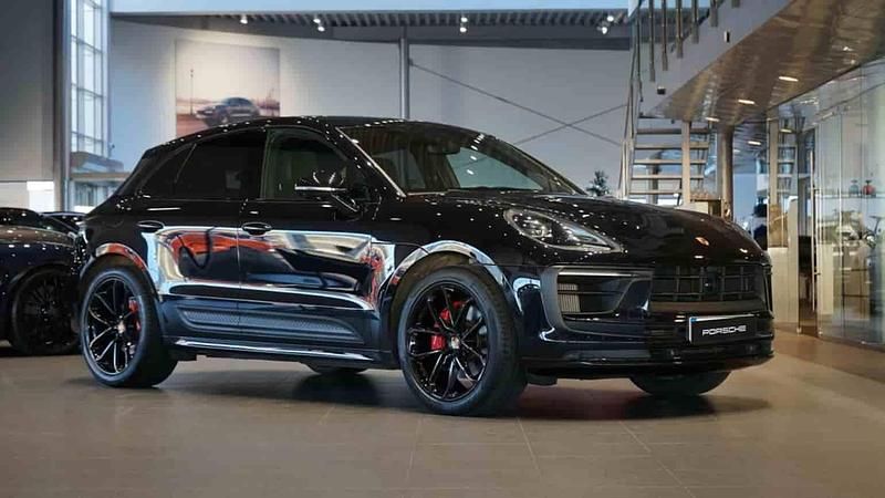 Svart Begagnad 2022 Porsche Macan S SUV | 729 000 kr - Bild 1/1
