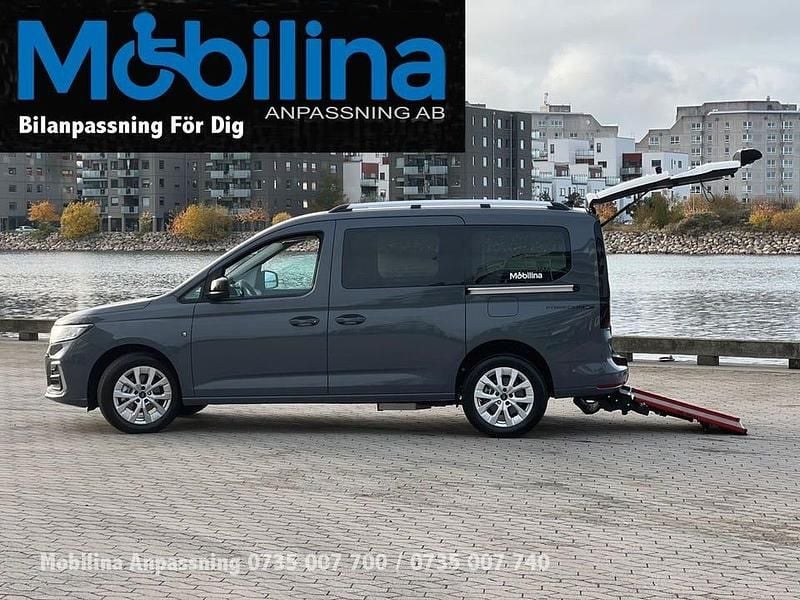 Ny Ford Tourneo 123 HK (90 kW) 2025 Comet grey Kombi