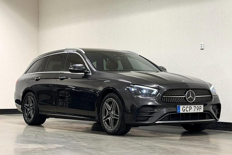Begagnad Mercedes E300 AMG line 306 HK (225 kW) 2021 Grå Kombi