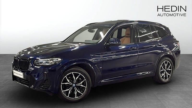 Blå Begagnad 2023 BMW X3 M Sport SUV | 508 700 kr - Bild 1/4