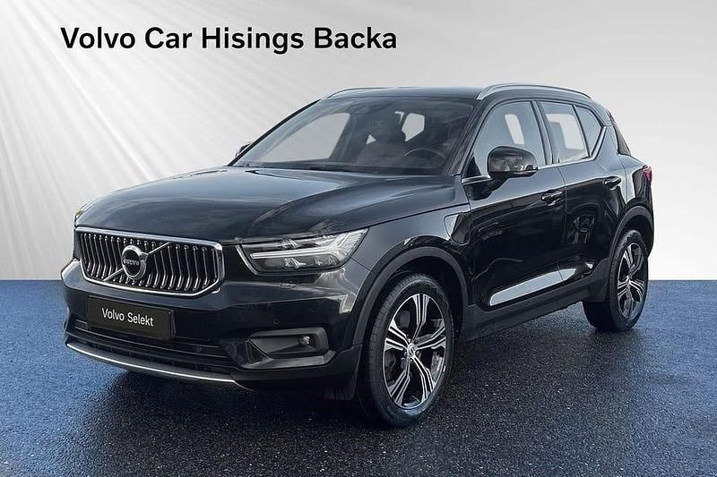 Svart Begagnad 2021 Volvo XC40 Inscription SUV | 374 900 kr - Bild 1/2
