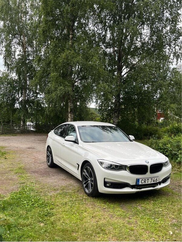 Vit Begagnad 2014 BMW 320 Gran Turismo Halvkombi | 99 000 kr (Bra pris) - Bild 1/2