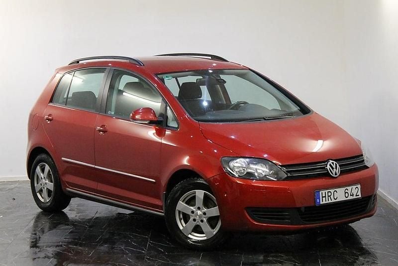 Begagnad VW Golf VI 105 HK (77 kW) 2010 Mörkröd Halvkombi