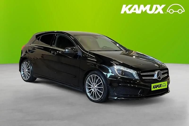 Svart Begagnad 2015 Mercedes A180 AMG line Halvkombi | 149 800 kr (Marknadspris) - Bild 1/4