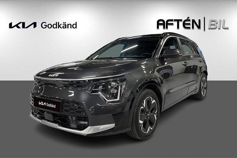 Grå (interstellar grey metallic) Begagnad 2022 Kia e-Niro SUV | 269 800 kr (Marknadspris) - Bild 1/3