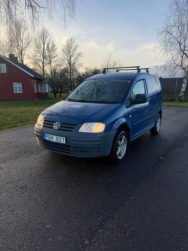 Blå Begagnad 2008 VW Caddy Minibuss | 24 900 kr (Marknadspris) - Bild 1/4