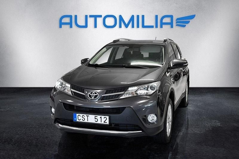 Mörkgrå Begagnad 2013 Toyota RAV4 Active SUV | 124 900 kr (Marknadspris) - Bild 1/4