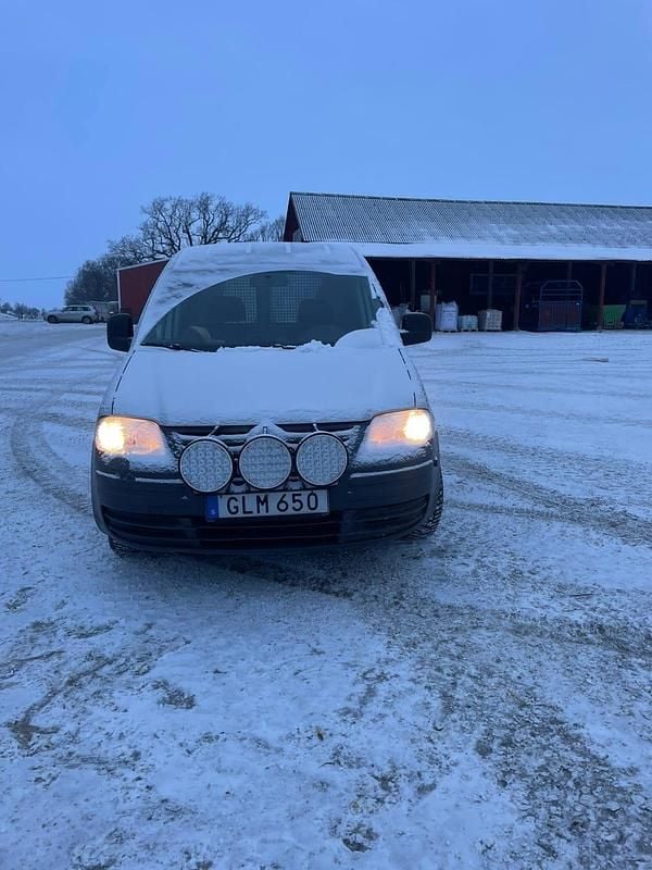 Begagnad VW Caddy 69 HK (50 kW) 2008 Minibuss