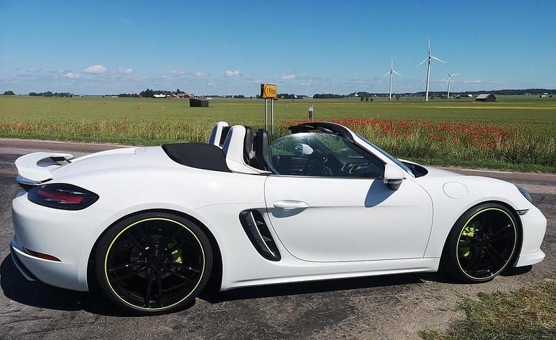 Vit Begagnad 2017 Porsche 718 Boxster Cab | 749 000 kr - Bild 1/4