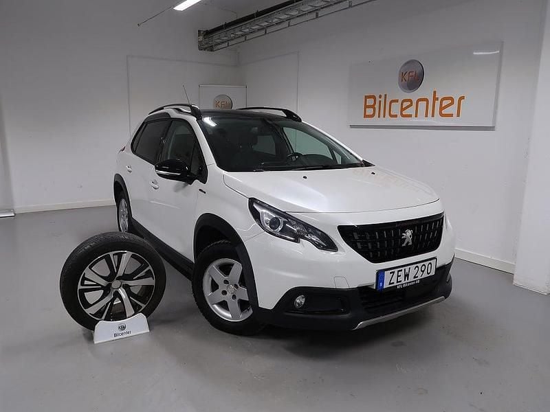 Vit Begagnad 2018 Peugeot 2008 GT-line SUV | 139 900 kr (Marknadspris) - Bild 1/3
