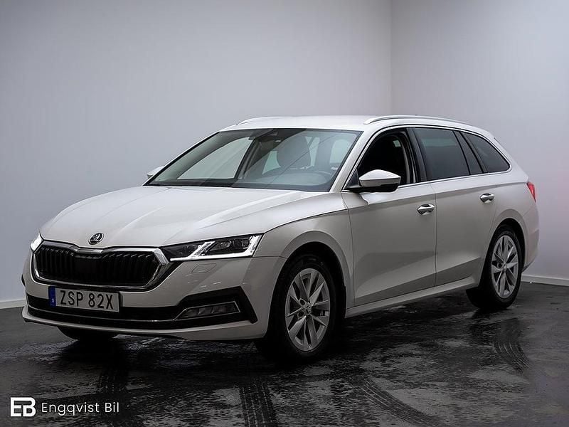 Begagnad Skoda Octavia Style 116 HK (85 kW) 2021 Vit Kombi