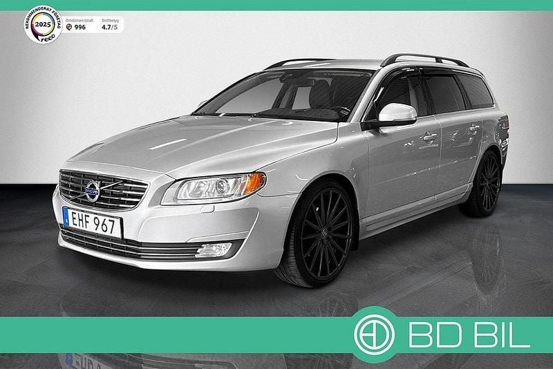 Silver (silvermetallic) Begagnad 2014 Volvo V70 Momentum Kombi | 124 900 kr (Marknadspris) - Bild 1/3