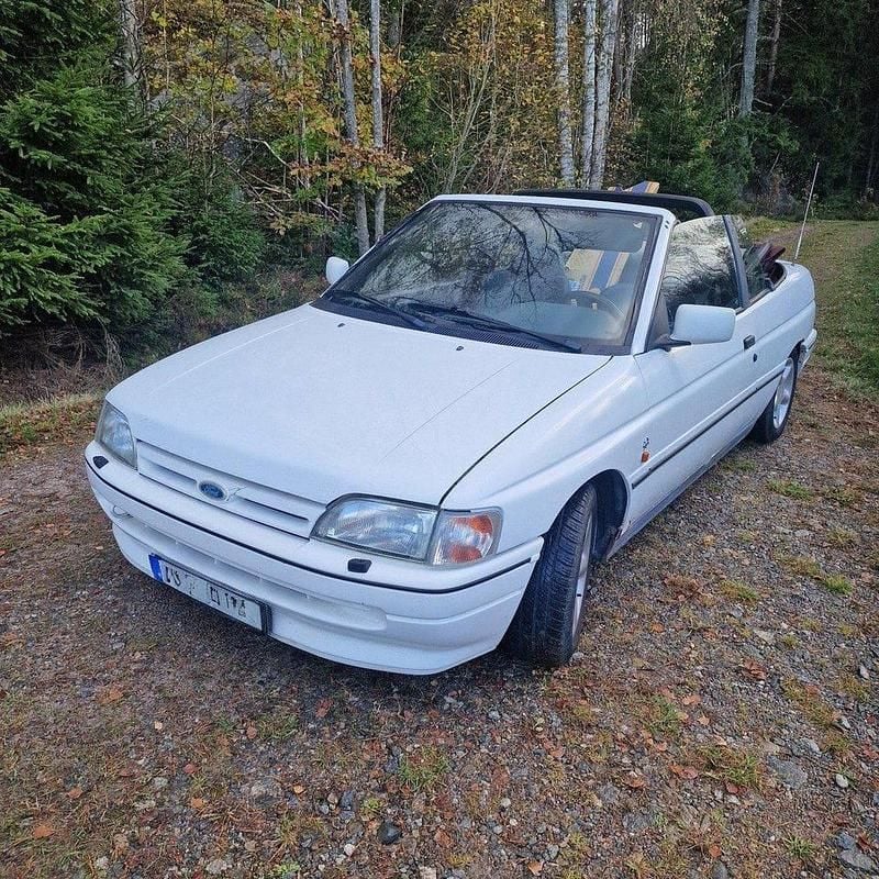 Begagnad 1991 Ford Escort Cabriolet Cab | 6 750 kr - Bild 1/1