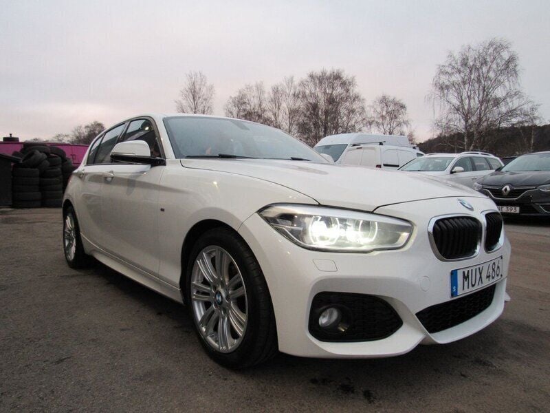 Begagnad BMW 116 M Sport 116 HK (85 kW) 2015 Vit Halvkombi