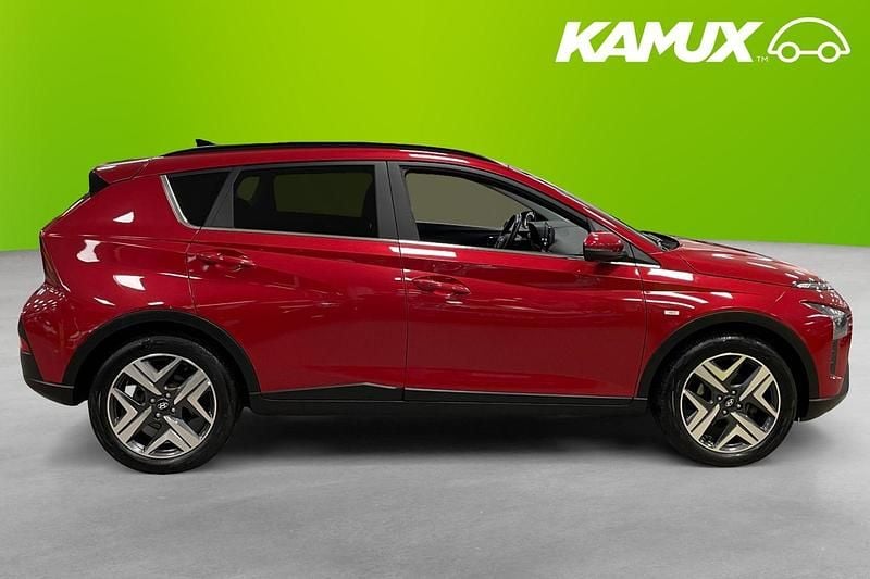 Begagnad Hyundai Bayon 101 HK (74 kW) 2022 Röd SUV