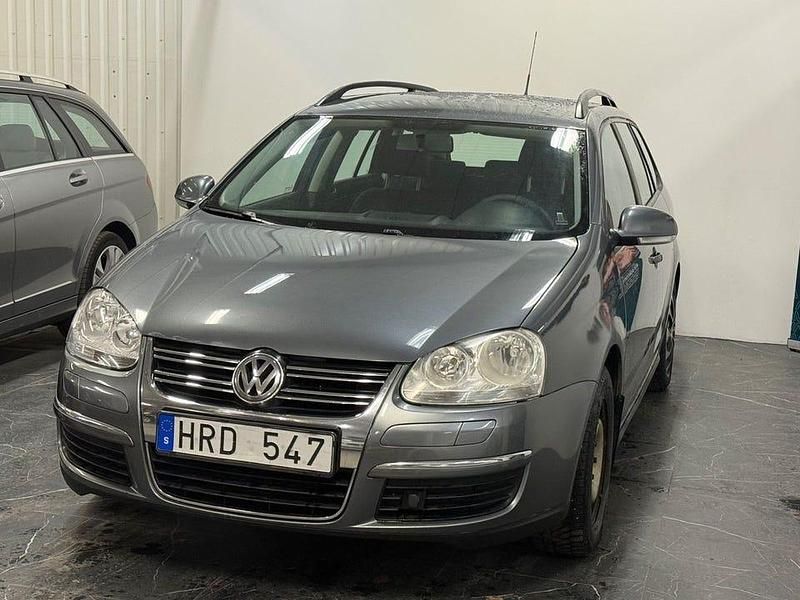 Begagnad VW Golf VI 102 HK (75 kW) 2009 Grå Halvkombi