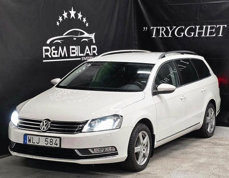 Vit Begagnad 2013 VW Passat Kombi | 84 800 kr (Marknadspris) - Bild 1/4