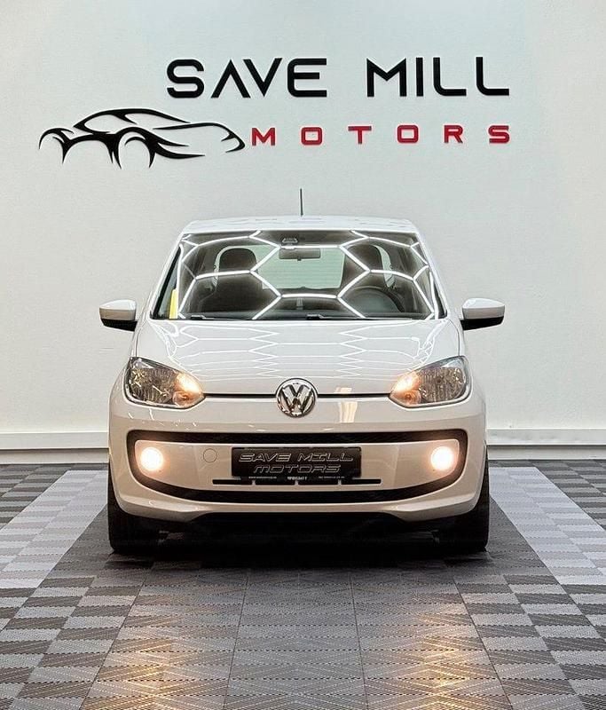 Begagnad VW up! high up! 75 HK (55 kW) 2014 Vit Halvkombi