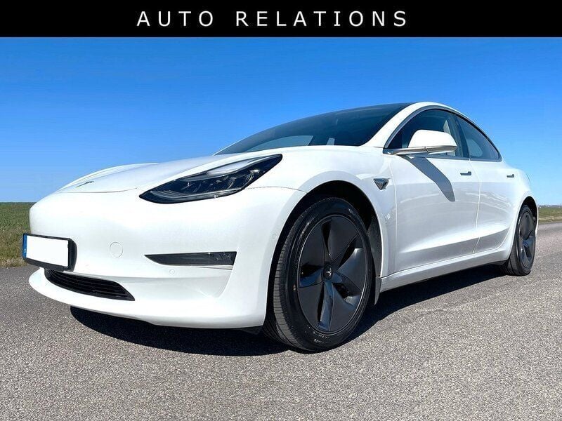 Begagnad 2020 Tesla Model 3 Long Range AWD Sedan | 299 900 kr (Marknadspris) - Bild 1/4