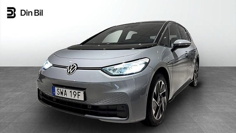 Begagnad VW ID.3 Pro Performance 150 kW (204 HK) 2023 Moonstone grey black Halvkombi