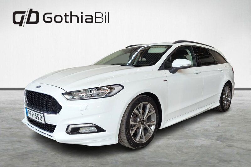 Vit Begagnad 2017 Ford Mondeo ST-Line Kombi | 169 900 kr (Marknadspris) - Bild 1/4