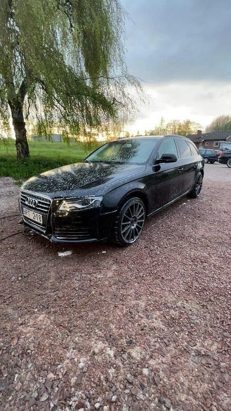 Svart Begagnad 2009 Audi A4 Kombi | 53 000 kr (Dyr) - Bild 1/4