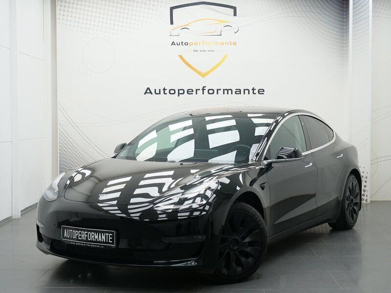 Svart Begagnad 2019 Tesla Model 3 Long Range Sedan | 249 000 kr (Lite dyr) - Bild 1/4