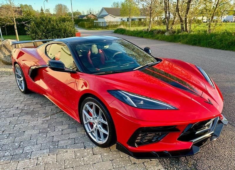 Röd Begagnad 2022 Chevrolet Corvette Sportkupé | 1 199 000 kr - Bild 1/4