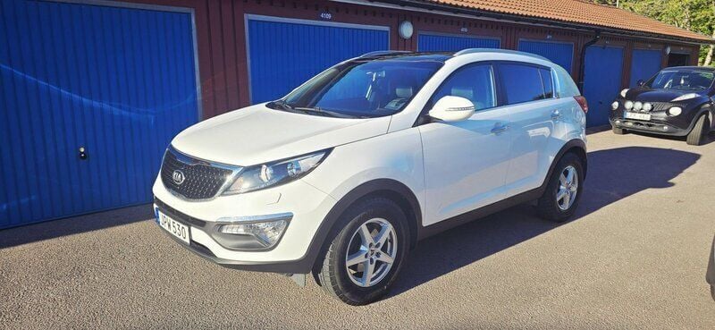 Vit Begagnad 2015 Kia Sportage SUV | 119 000 kr (Marknadspris) - Bild 1/1