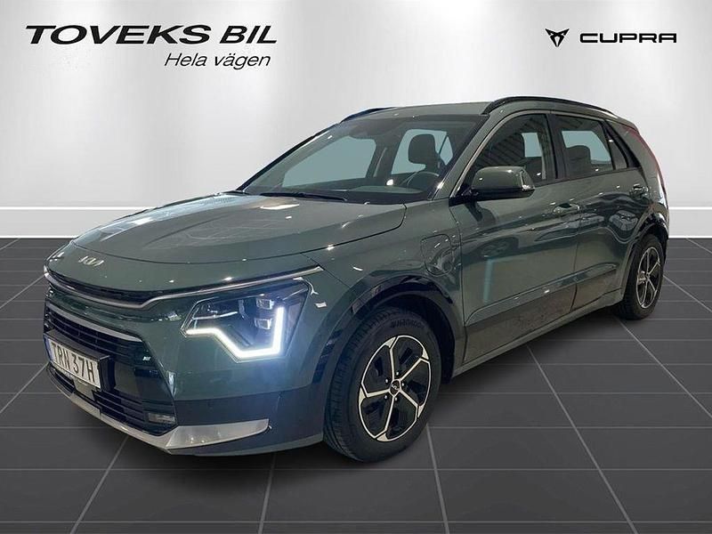 Grön Begagnad 2022 Kia Niro SUV | 299 900 kr (Marknadspris) - Bild 1/4