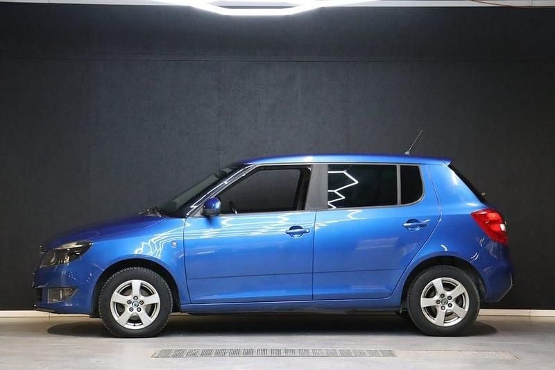 Begagnad Skoda Fabia Ambiente 86 HK (63 kW) 2015 Blå