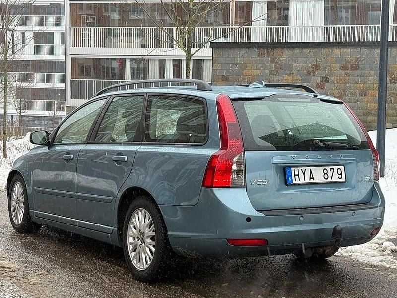 Begagnad Volvo V50 136 HK (100 kW) 2008 Blå Kombi